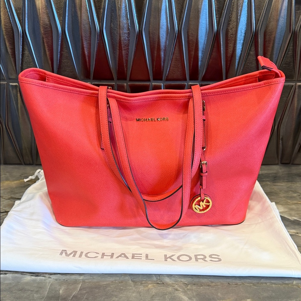 Michael Kors Coral- Saffiano Tote with Gold MK Charm Brand New